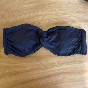 Twist knot bandeau bikini top